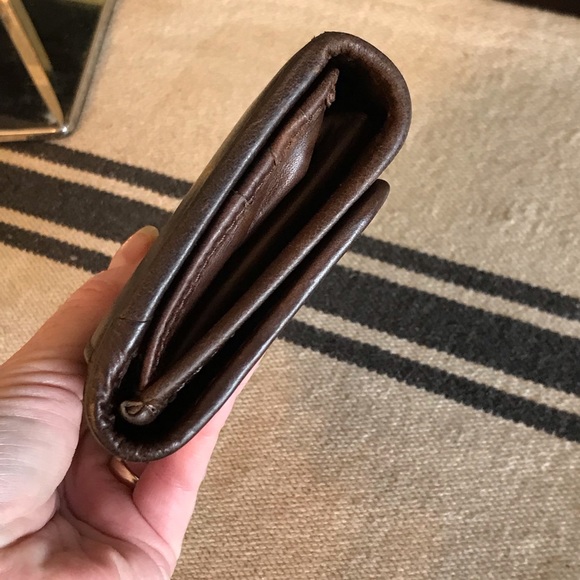 ⭐️ SALE ⭐️ Frye Melissa Leather Continental Wallet Dark Brown MRSP $158 - Picture 6 of 11